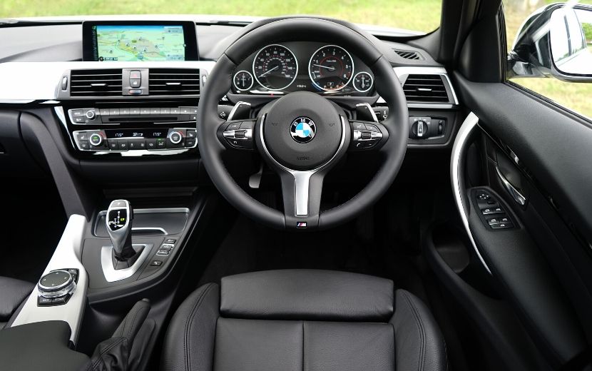 car-steering-feeling